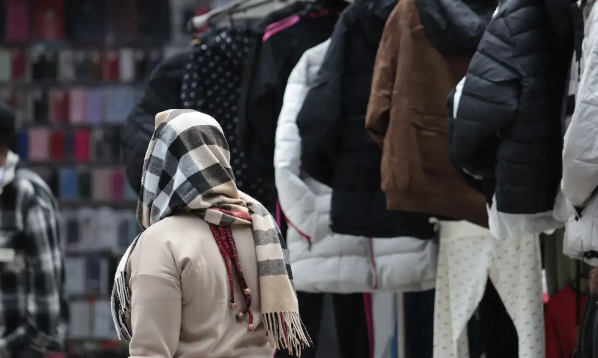 Onda de frio deve atingir pelo menos sete estados, alerta Inmet