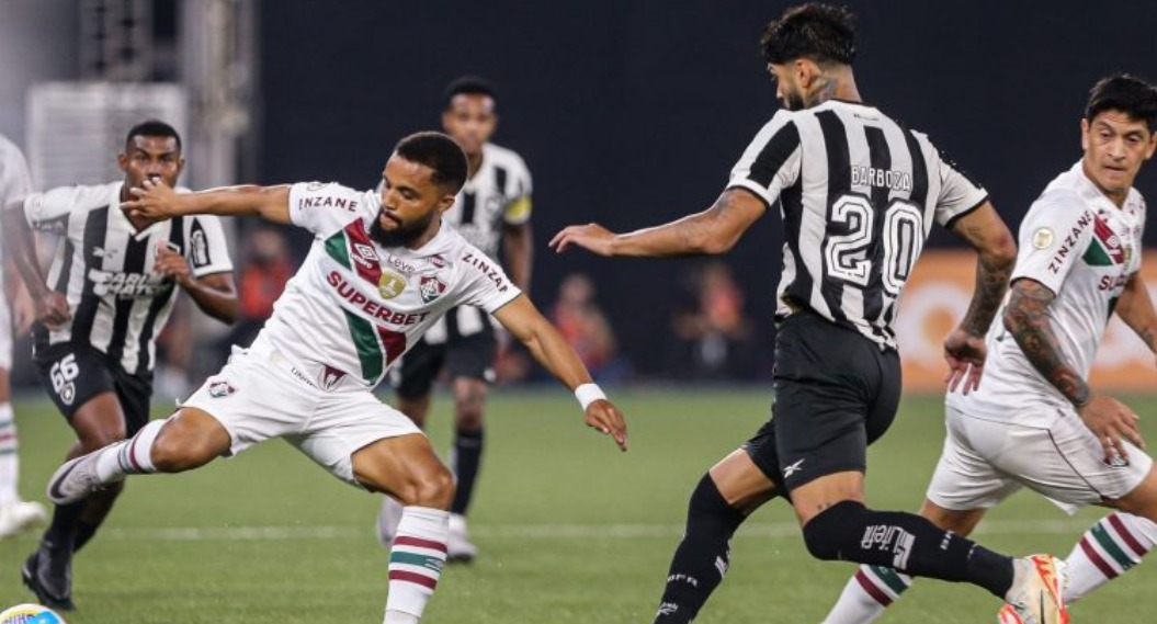 Brasileirão: Nacional transmite duelo entre Fluminense e Botafogo hoje