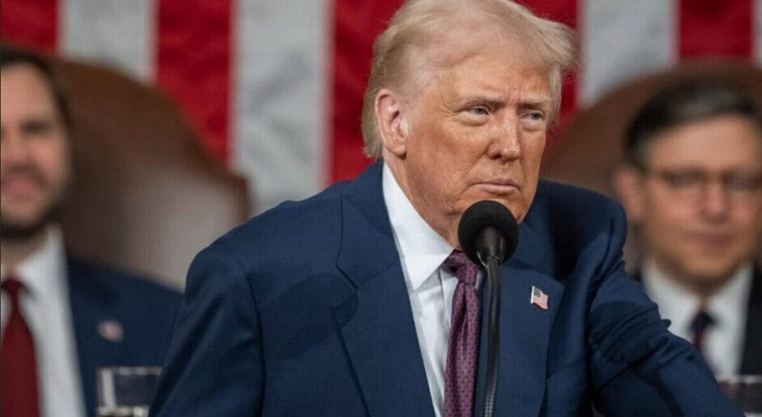 Donald Trump vai a hospital, passa por exames e médico atualiza estado de saúde