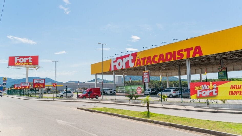 Fort Atacadista celebra 26 anos com a maior campanha de preços baixos do ano