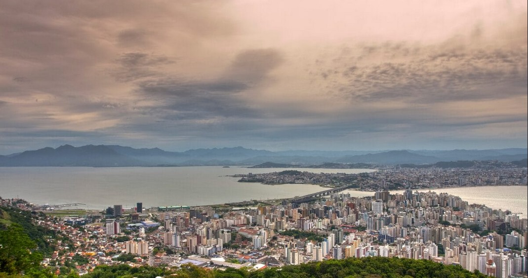 Santa Catarina cresce acima da média nacional e acende debate sobre planejamento urbano
