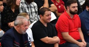 Filho de Lula volta a ser investigado por suspeita de tráfico de influência e corrupção