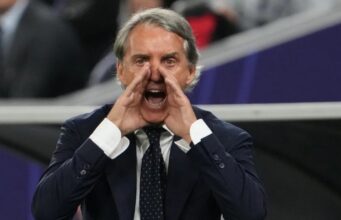 Seleção da Itália se aproxima de acordo com Roberto Mancini para o ciclo da Copa de 2030