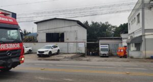 Princípio de incêndio em caldeira mobiliza bombeiros em empresa têxtil de Gaspar