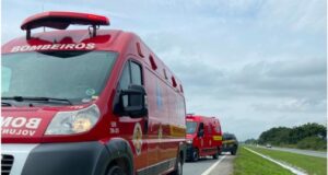 Bombeiros Voluntários de Ilhota atendem grave acidente de moto na BR-470