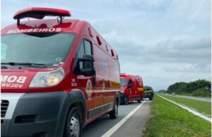 Bombeiros Voluntários de Ilhota atendem grave acidente de moto na BR-470