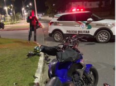 Colisão entre duas motos deixa ferido e mobiliza bombeiros voluntários no Centro de Ilhota