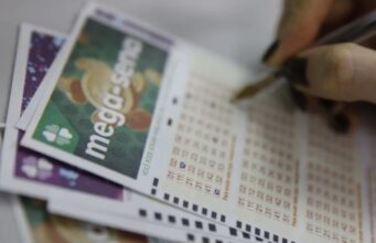 Mega-Sena acumula e próximo sorteio chega a R$ 38 milhões neste domingo