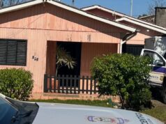 Filho ouve gritos da mãe e impede feminicídio em Santa Catarina