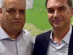 Flávio bolsonaro anuncia deputado federal alfredo gaspar como candidato a vice em chapa presidencial