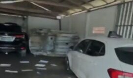 Polícia militar localiza desmanche clandestino de veículos e recupera automóveis furtados às margens da BR-470 em gaspar