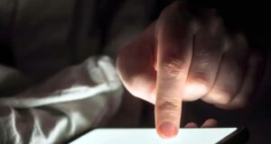 Lei amplia punição a crimes sexuais online contra crianças e adolescentes no Brasil