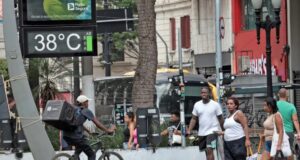 Inmet emite alerta de onda de calor e prevê chegada de frente fria com chuvas em Santa Catarina asavolei-santa-helena-podium-guarapuava