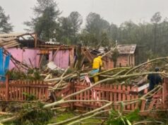 Santa Catarina segue em alerta para ventos fortes e chuvas intensas neste sábado