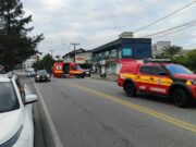Motociclista fica ferido após batida com carro em Gaspar