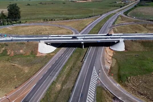 Governo do Estado anuncia pacote de investimentos em infraestrutura viária para rodovias do Vale do Itajaí