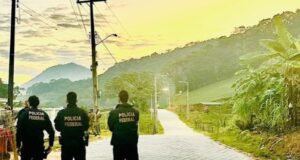 Polícia Federal combate comércio ilegal de cigarros eletrônicos na Grande Florianópolis