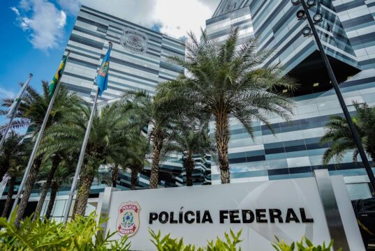 Polícia Federal pede mais 90 dias para concluir inquérito sobre financiamento do filme Dark Horse