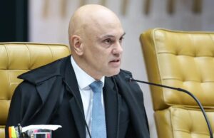 Moraes determina emissão de mandado de prisão contra Eduardo Bolsonaro