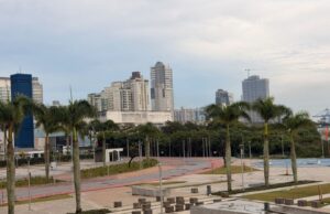 Tempo continua instável com previsão de chuvas isoladas no Vale do Itajaí