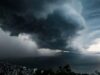 Novo ciclone extratropical aproxima-se do Brasil e pode provocar temporais severos com ventania de até 90 km/h