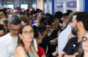 Renovação da Câmara federal chega a 35% e bancada feminina bate recorde